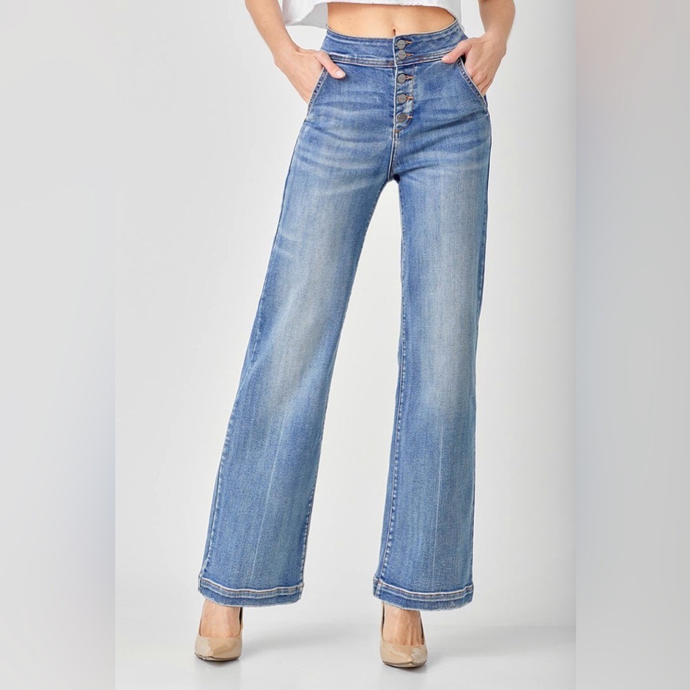 NWT Risen 90’s High Rise Wide Flare Denim Jeans Medium Wash Size 1X